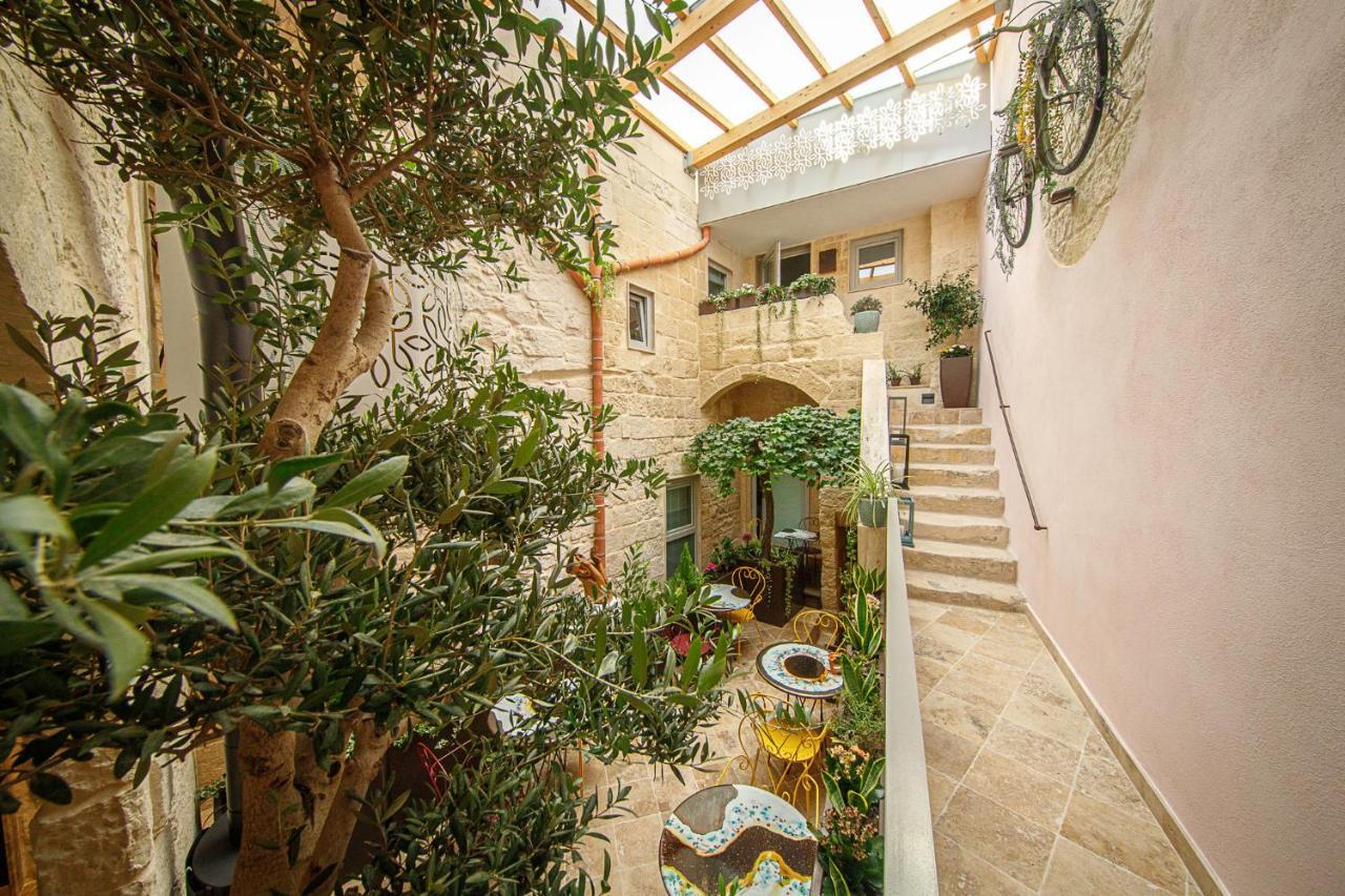 The Heritage Boutique Bed & Breakfast *